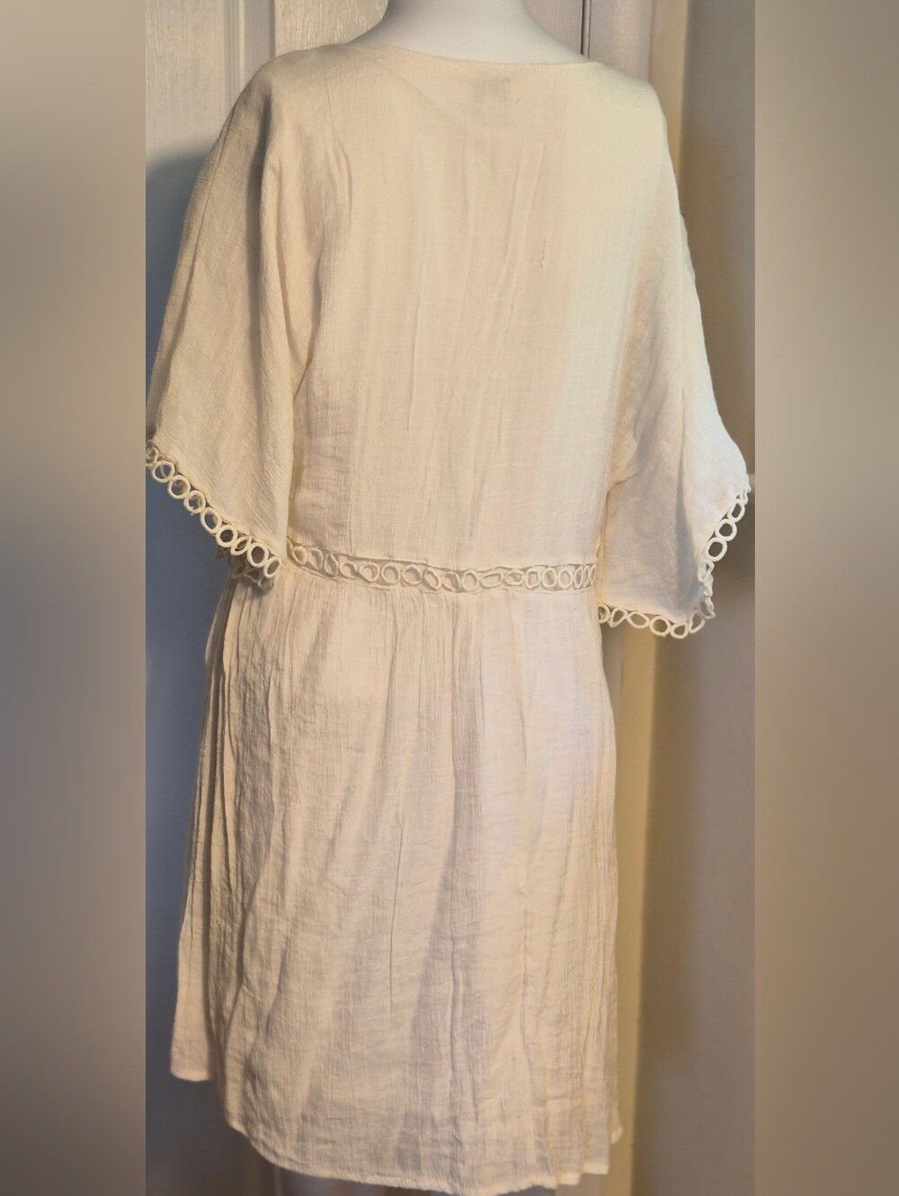 Umgee Ivory Floral Embroidered Boho Peasant Dress - Picture 2 of 4